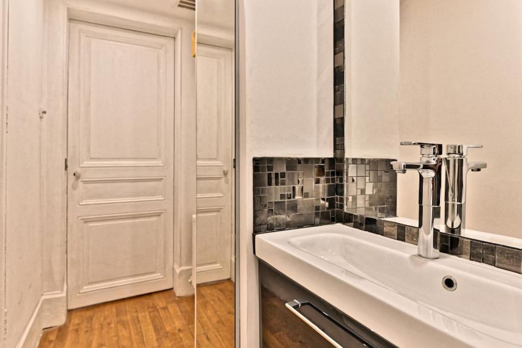 Agreable Appartement Proche Galerie Lafayette - II Paris Eksteriør bilde